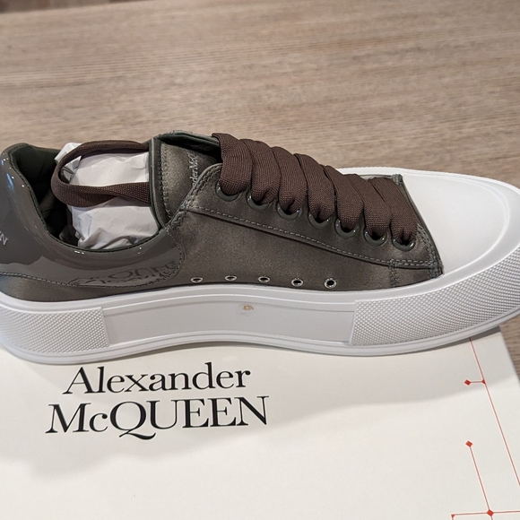 Mens Alexander McQueen Plimsol Silk/Textile Sneakers Pewter - Picture 5 of 7